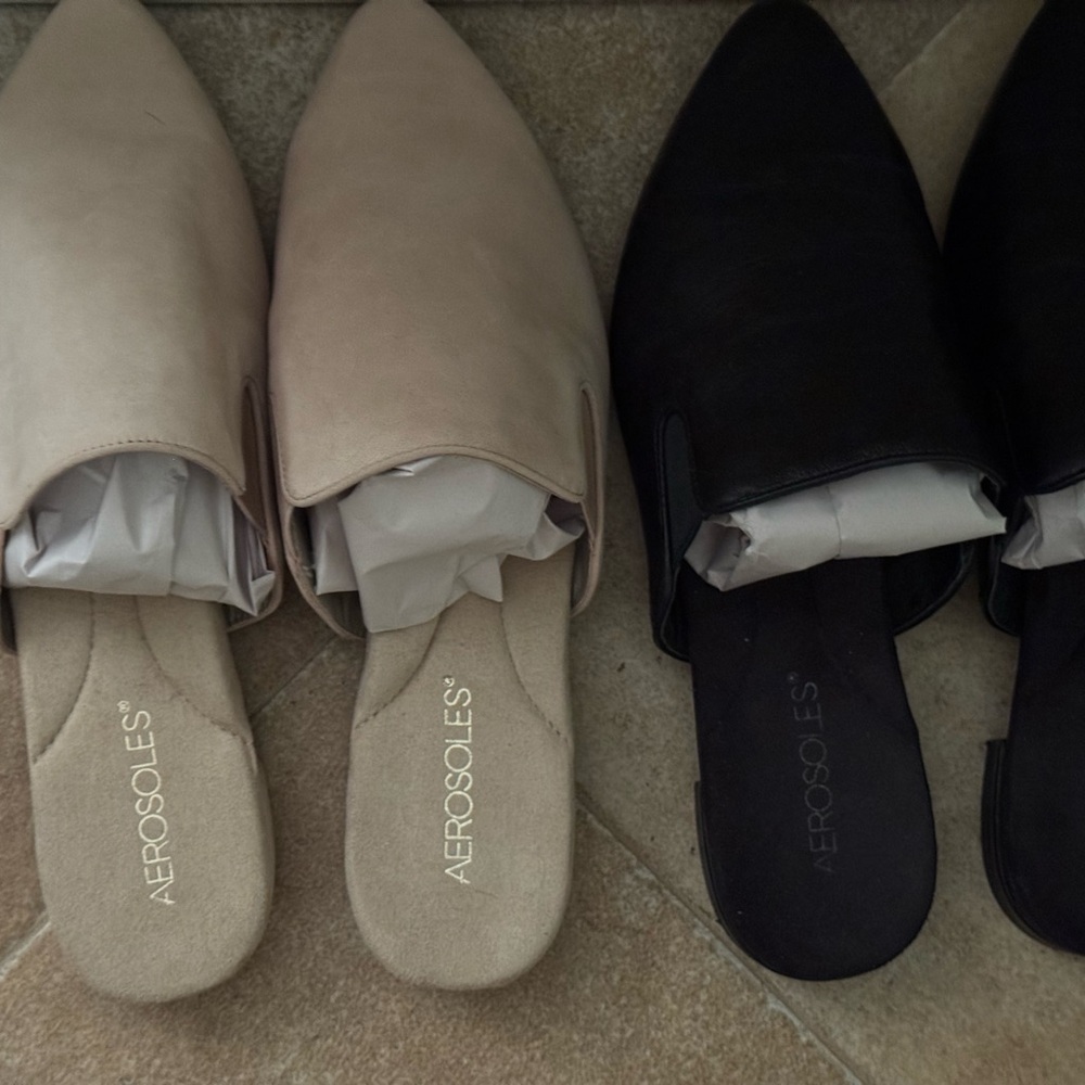 AEROSOLES Women's Mules in Black and Cream - Picture 3 of 4